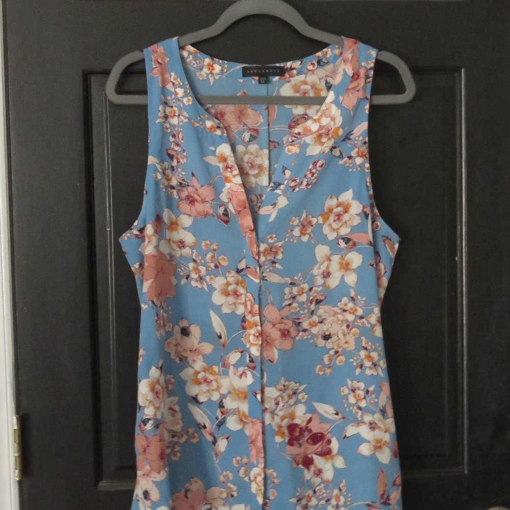 Spring Sleeveless Floral Blouse